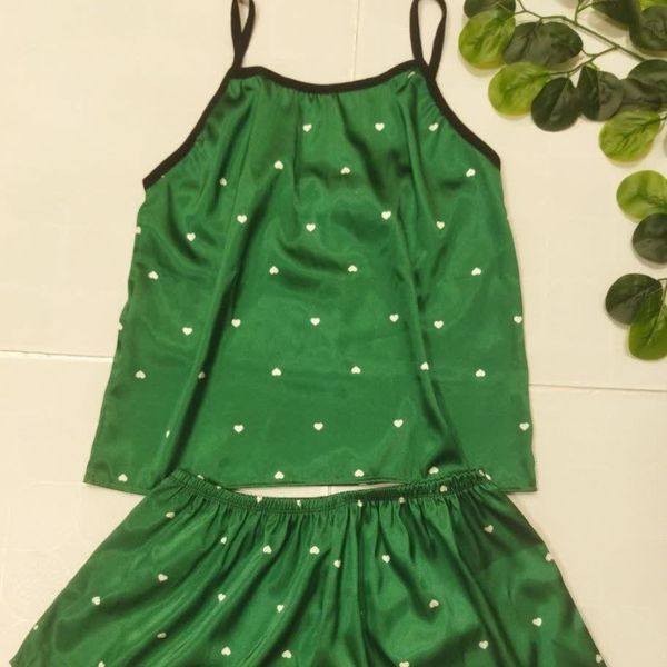 تاپ و شورتک ساتن