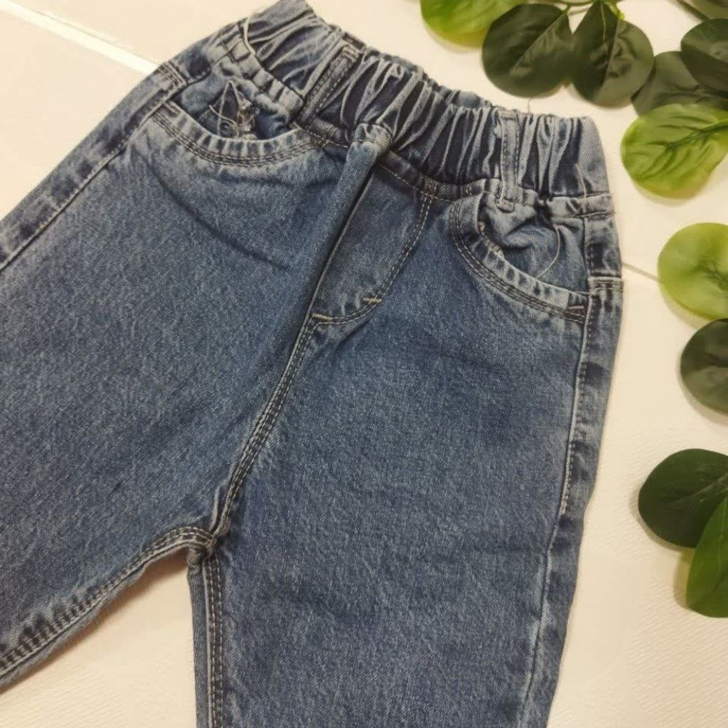 خرید آنلاین شلوار لی بچه‌گانه