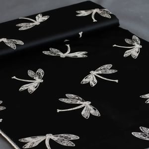 خرید اینترنتی قیمت پارچه ساتن لاسیا طرح سنجاقک 1195