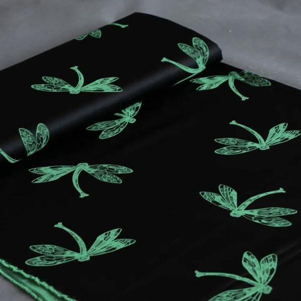 پارچه ساتن لاسیا طرح سنجاقک 1195