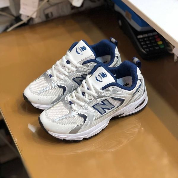 نیوبالانس530 مردانه رنگ سفید سورمه ای