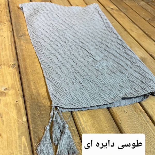 شال نخی پلیسه منگوله دار