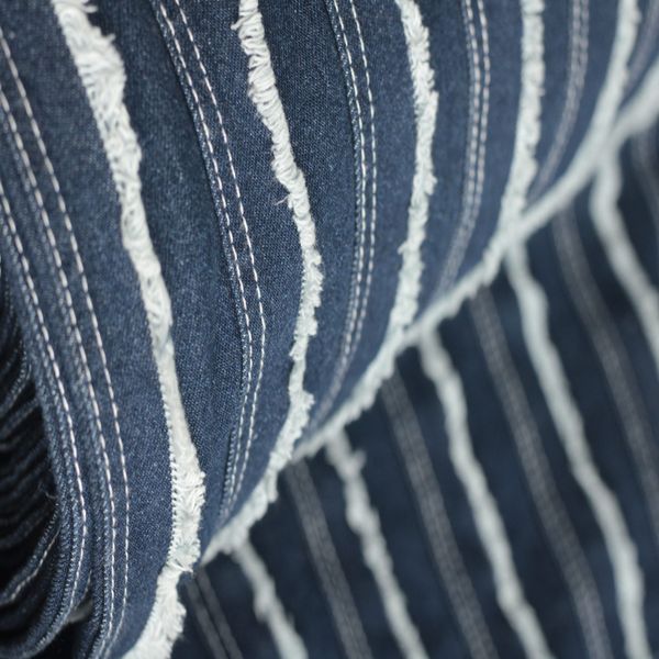 پارچه جین چرخکاری