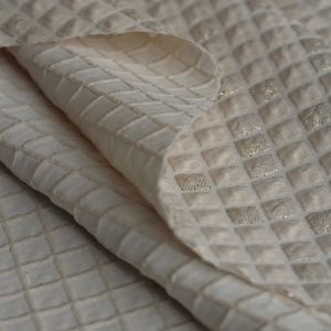 پارچه ژاکارد شطرنجی