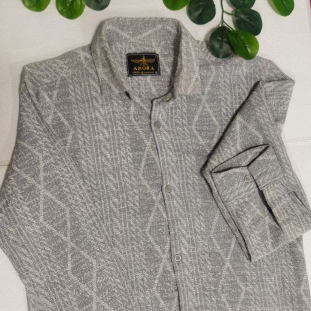 خرید اینترنتی پیراهن مردانه آستین بلند hfue7