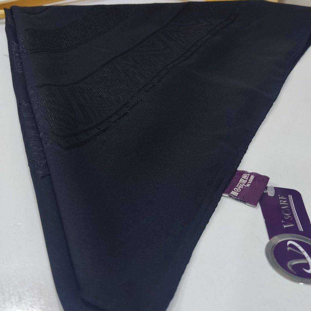 فروش اینترنتی روسری‌ زنانه مجلسی مشکی