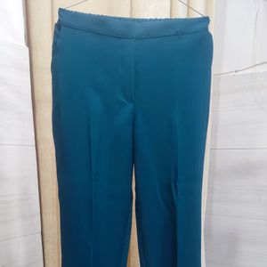 فروش اینترنتی مانتو شلوار زنانه اداری