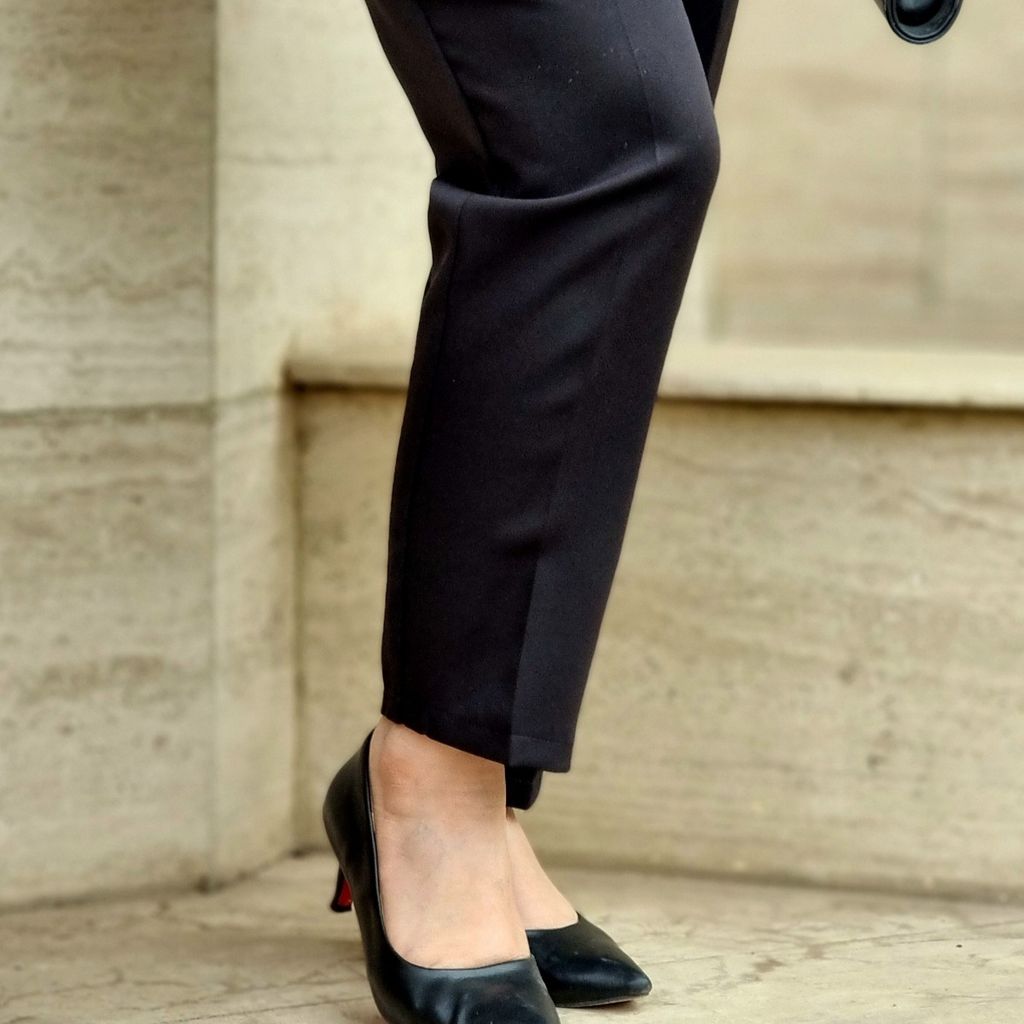 خرید آنلاین شلوار مشکی کرپ مازراتی راسته زنانه