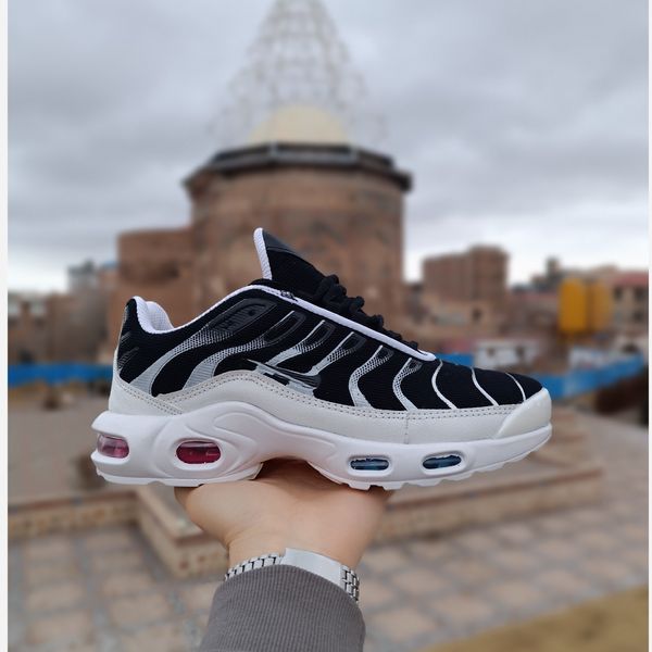 کتونی مردانه نایک tn تی ان مشکی سفید