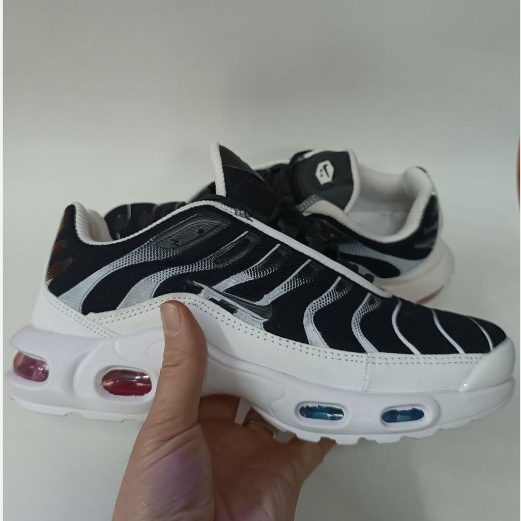 قیمت کتونی مردانه نایک tn تی ان مشکی سفید