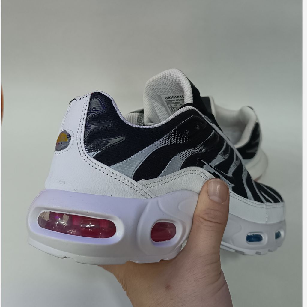 قیمت ارزان کتونی مردانه نایک tn تی ان مشکی سفید