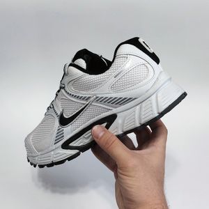 قیمت کتانی اسپرت نایک باورمن وی 5 کی Nike Bowerman V5K با کیفیت بالا