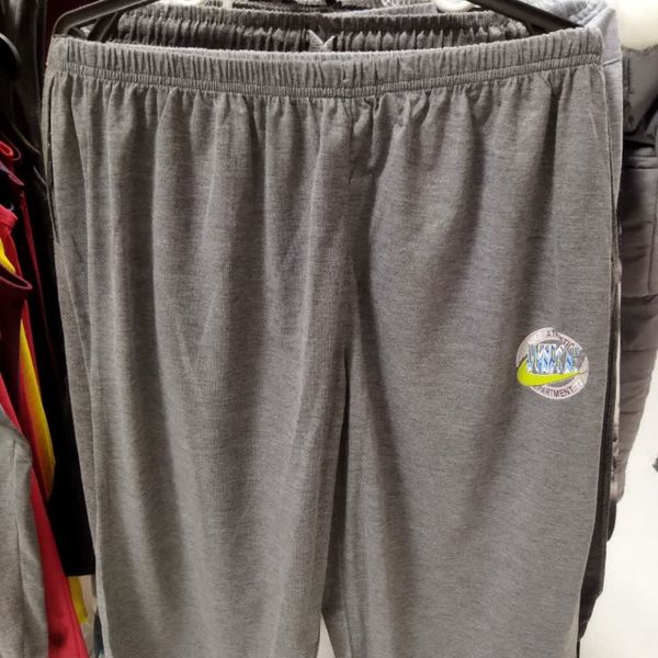 تاپ و شلوارک سرشانه پهن