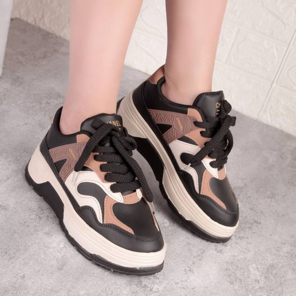 کفش لژدار چرم زنانه مدل چنل مشکی کرم