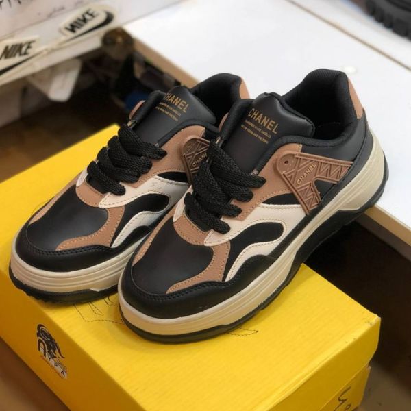 کفش لژدار چرم زنانه مدل چنل مشکی کرم