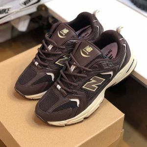 خرید اینترنتی قیمت کفش نیوبالانس 530 زنانه رنگ خاص قهوه ای