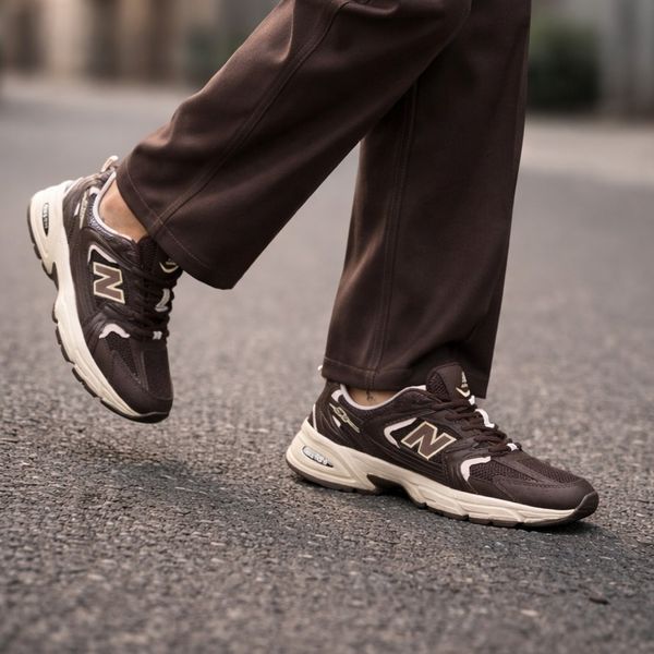 کفش نیوبالانس 530 زنانه رنگ خاص قهوه ای