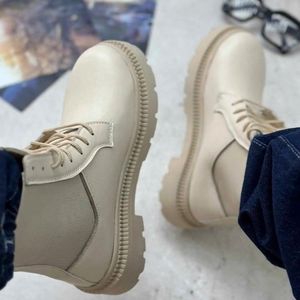 قیمت ارزان نیم بوت miu miu