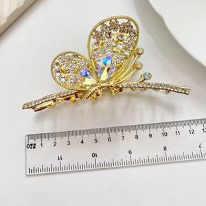 کلیپس مجلسی پروانه کریستالی