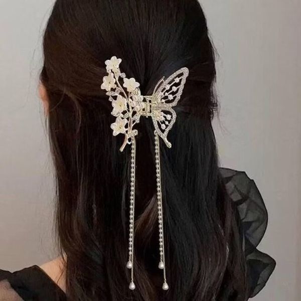 کلیپس مجلسی فلزی پروانه آویزدار شکوفه سفید وارداتی