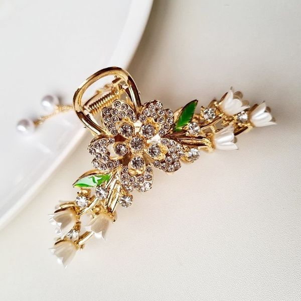 کلیپس مجلسی فلزی گل و برگ سبز