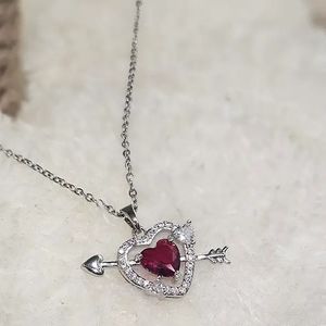 خرید آنلاین گردنبند قلب قرمز و تیرکمان (وارداتی) استیل رنگ ثابت