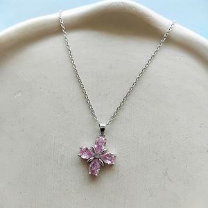 قیمت گردنبند شکوفه رنگ ثابت