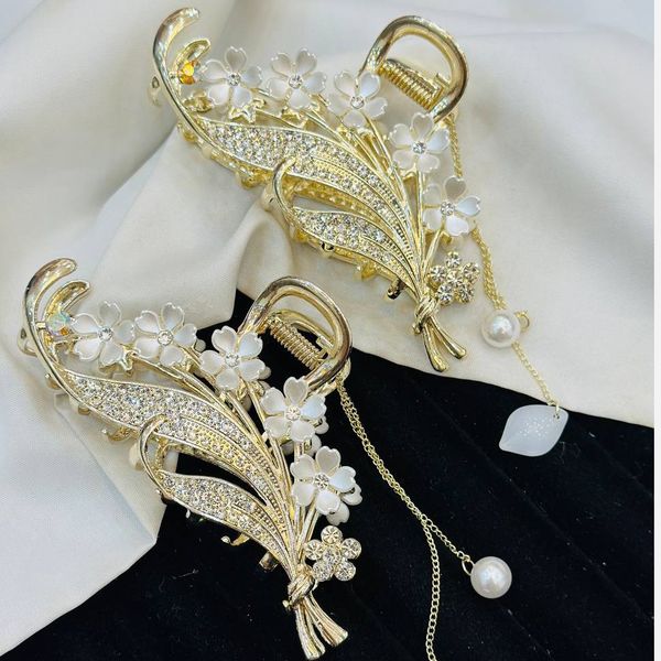 کلیپس مجلسی فلزی خوشه گل