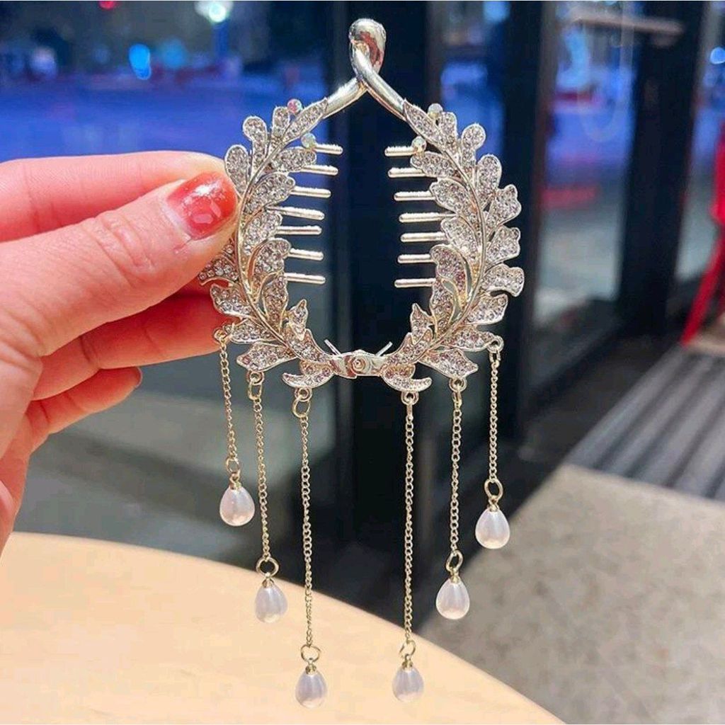 خرید اینترنتی قیمت گیره گوجه ای گندمی  با آبکاری کیفیت عالی و آویز های مرواریدی زیبا