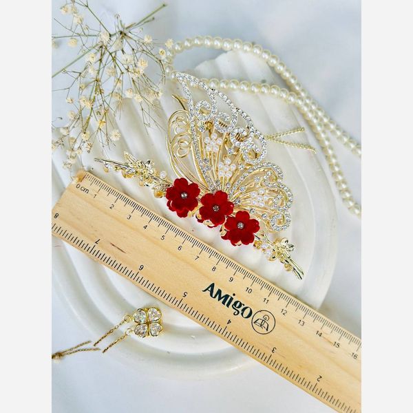 کلیپس مجلسی فلزی رز قرمز آویزدار