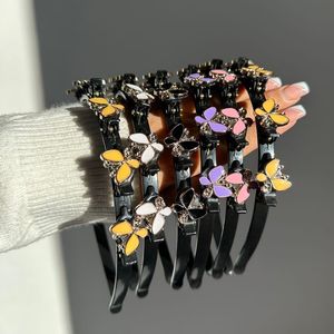 تل کلیپسی پروانه باطراحی زیبا و کیفیت  عالی در رنگ بندی متنوع