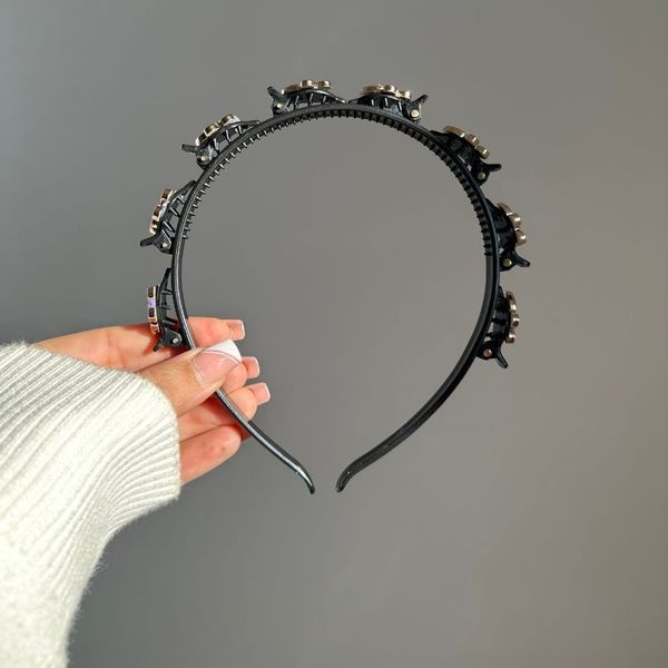 تل کلیپسی پروانه باطراحی زیبا و کیفیت  عالی در رنگ بندی متنوع