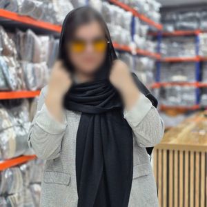 مشخصات شال بافت زنانه رنگی | گرم، نرم و مناسب استایل زمستانی با رنگ‌بندی جذاب
