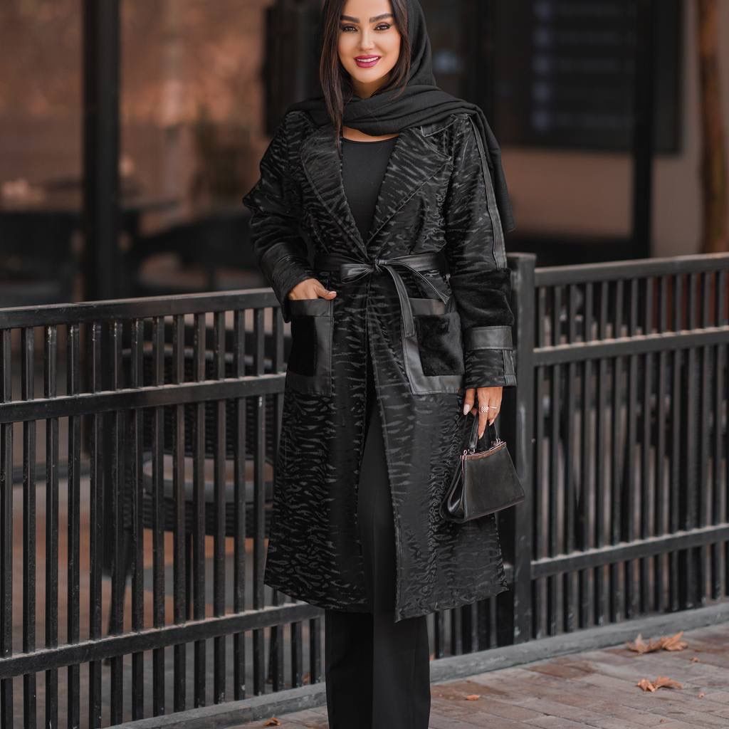 خرید آنلاین پالتوی چرم سیلیکونی درجه یک