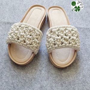 فروش اینترنتی صندل رویه دستبافت طرح عروس