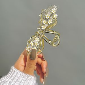 قیمت ارزان کلیپس مجلسی فلزی پاپیون