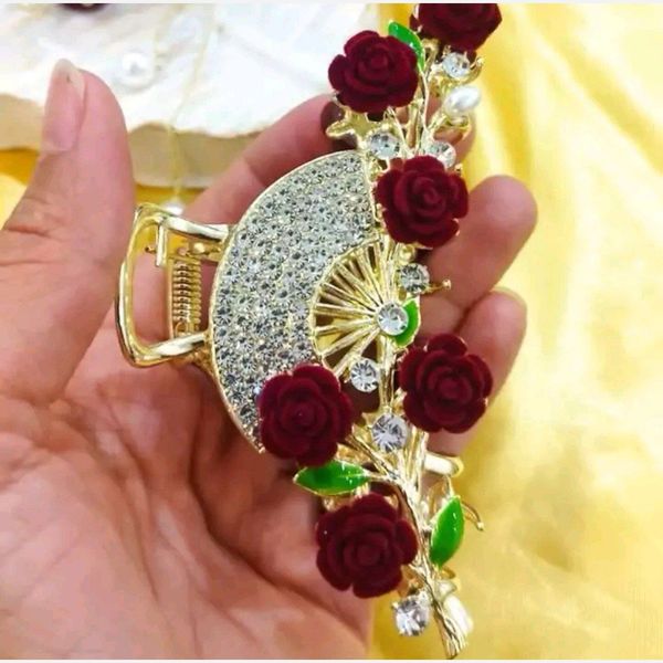 کلیپس مجلسی فلزی بادبزنی رز قرمز