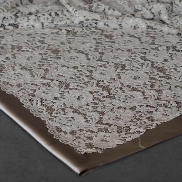 پارچه گیپور مخمل 1184 - کرمی