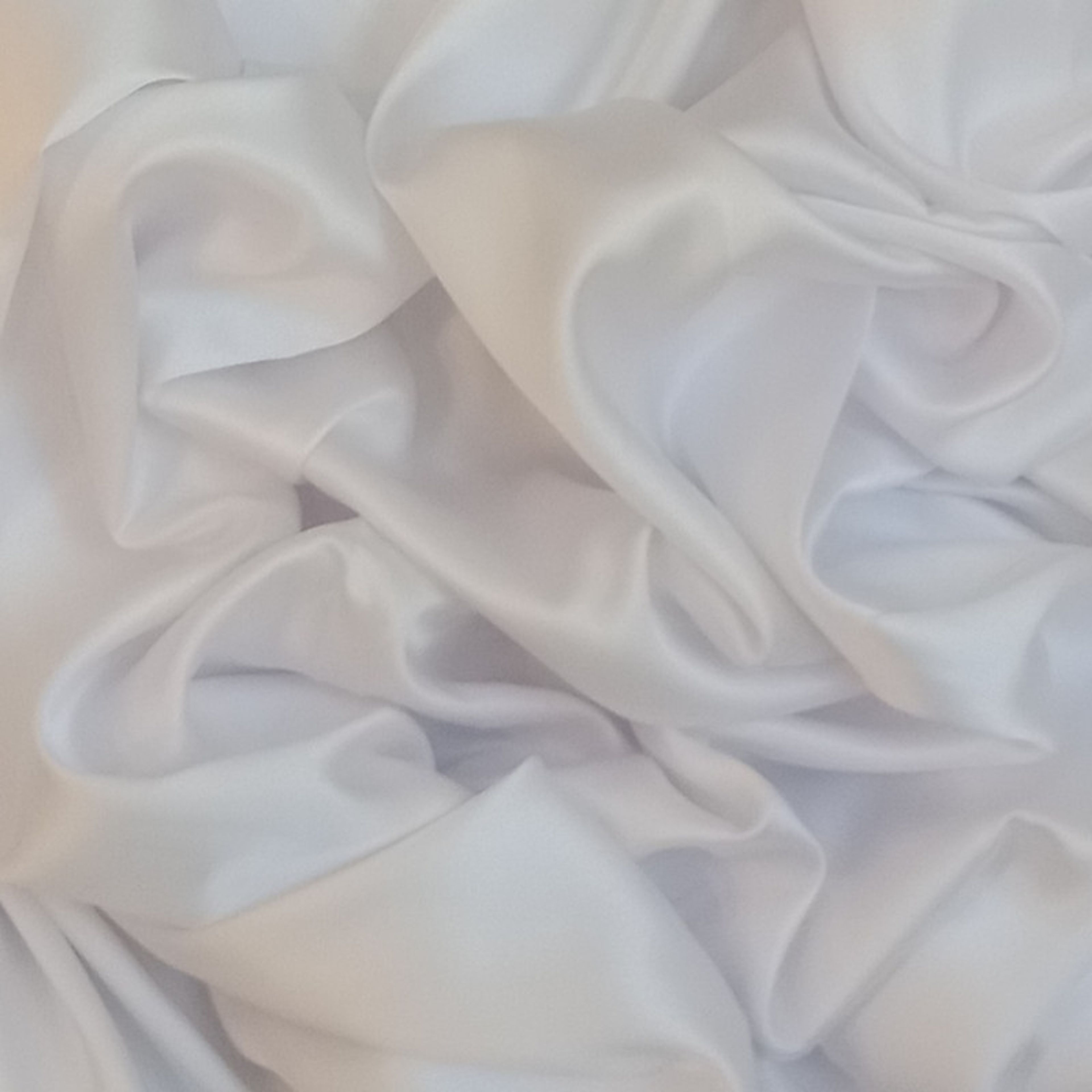 خرید اینترنتی پارچه لباس عرض 2.9 متر مدل ساتن ساده کد 002 رنگ سفید