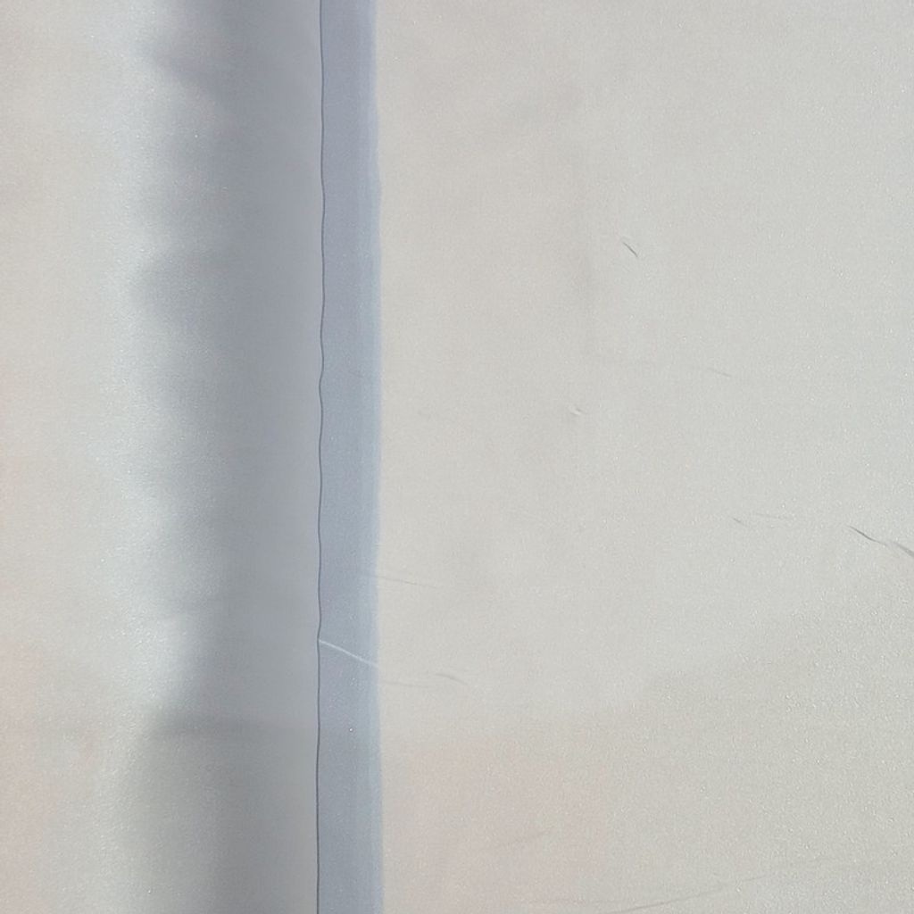 مشخصات پارچه لباس عرض 2.9 متر مدل ساتن ساده کد 002 رنگ سفید