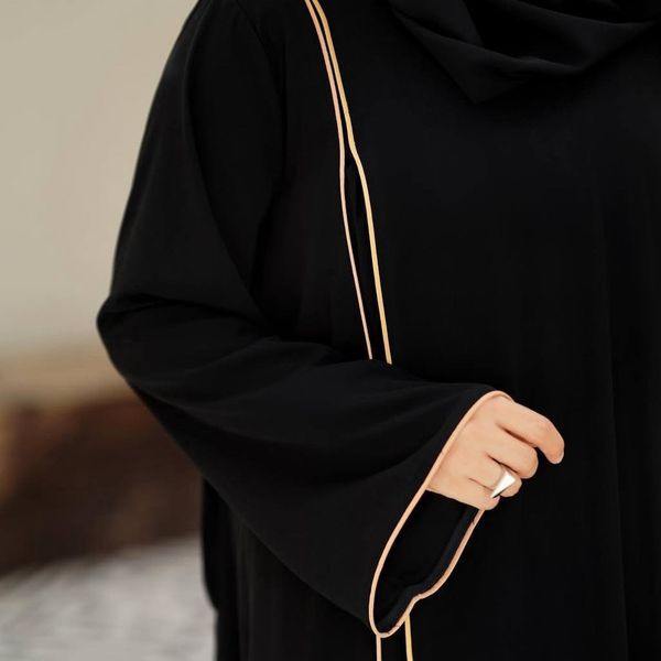 مانتو عبایی مغزی دوزی