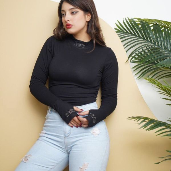 بادی یقه نگین