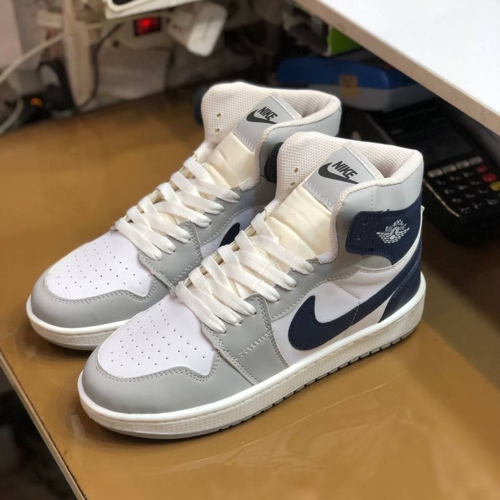 خرید اینترنتی قیمت کفش نایک جردن ساقدار مردانه رنگ طوسی ابی