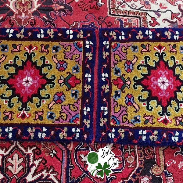 قالیچه ی دستبافت کوچک