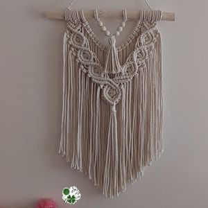 آویز دیواری مکرومه بافی طرح