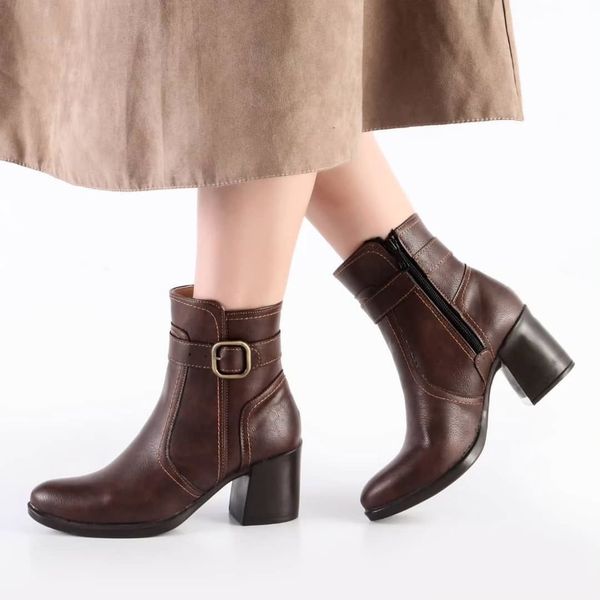 نیم بوت پاشنه دار درجه یک