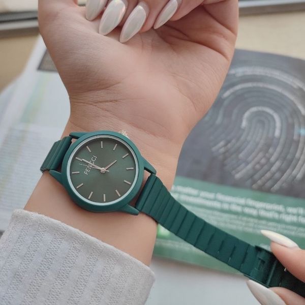 ساعت مینیمال زنانه مارک FENCCl