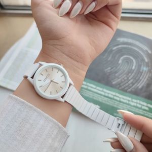 مشخصات ساعت مینیمال زنانه مارک FENCCl