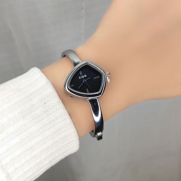 ساعت زنانه النگویی مارک zido