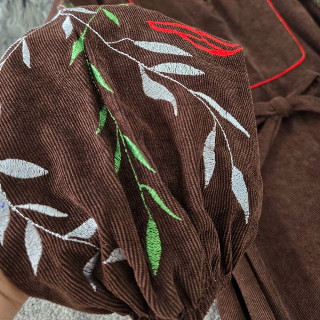 قیمت کفتان گلدوزی نازگل